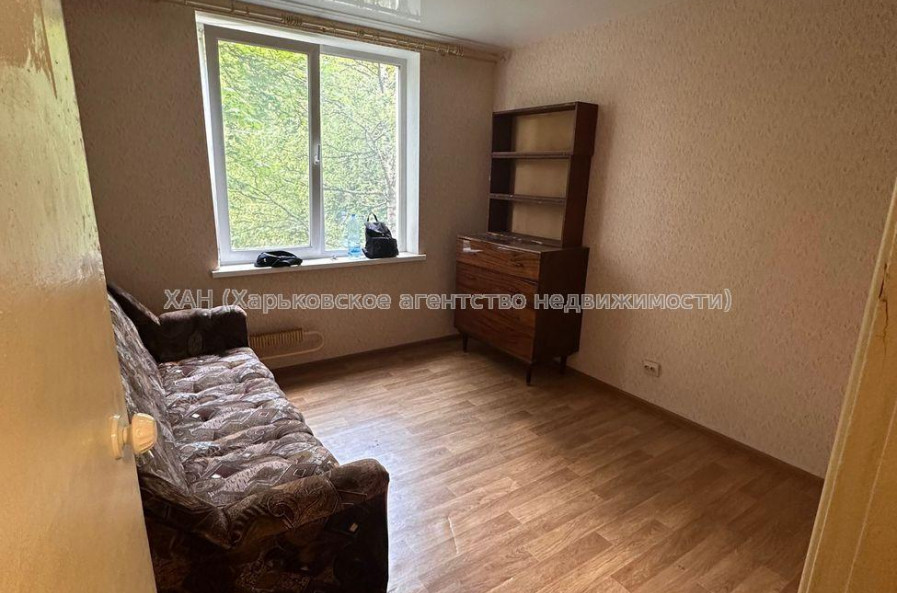 Продам квартиру, Непокоренных ул. , 2 кім., 46 м², косметический ремонт 