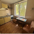 Продам квартиру, Непокоренных ул. , 2 кім., 46 м², косметический ремонт 