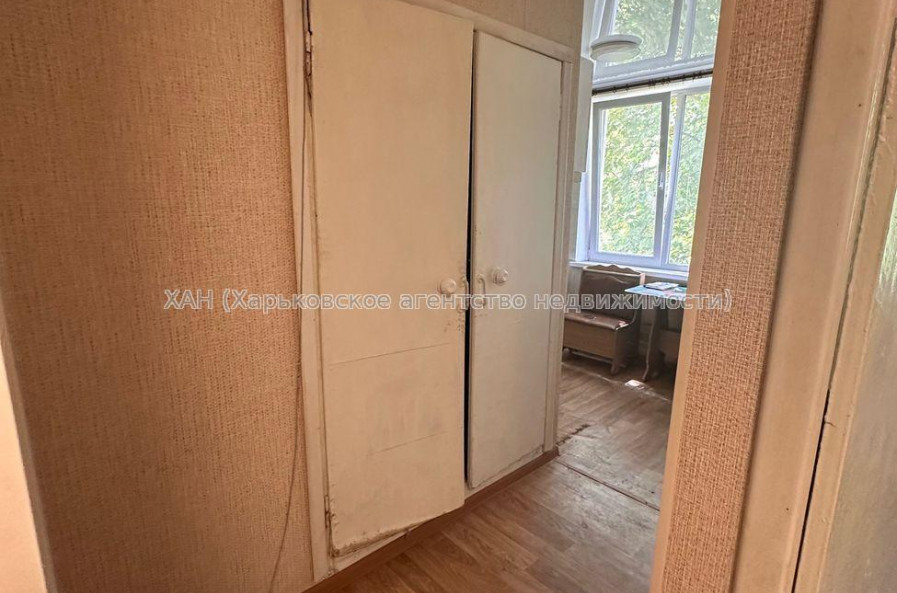 Продам квартиру, Непокоренных ул. , 2 кім., 46 м², косметический ремонт 