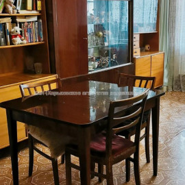 Продам квартиру, Дмитрия Коцюбайло ул. , 3 кім., 63 м², косметический ремонт