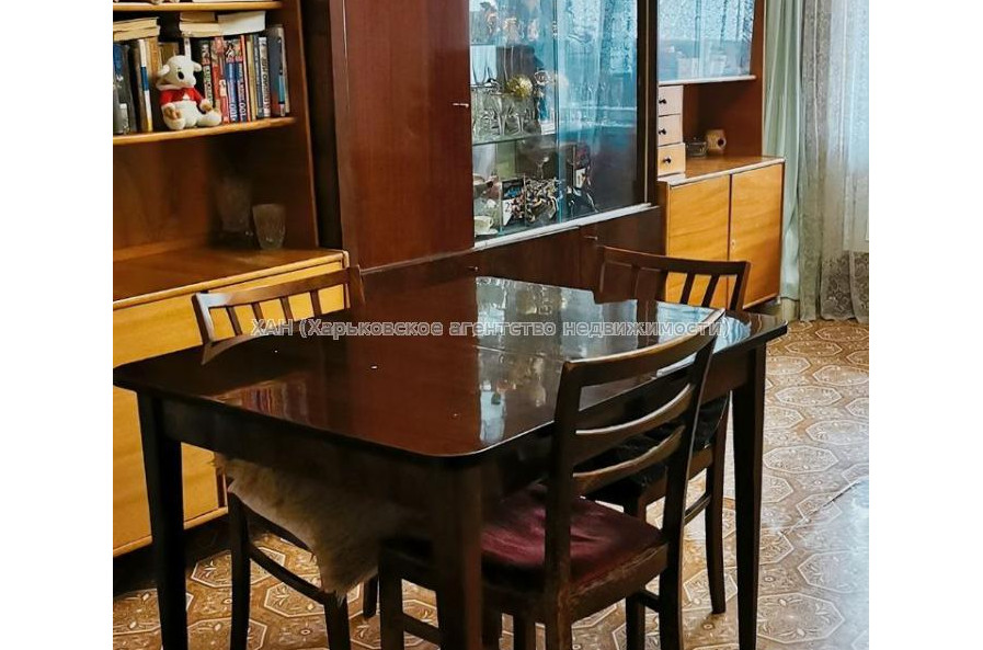 Продам квартиру, Дмитрия Коцюбайло ул. , 3  ком., 63 м², косметический ремонт 