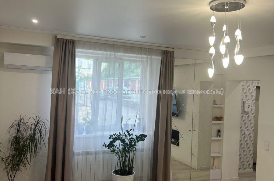 Продам квартиру, Новоалександровская ул. , 3  ком., 60 м², авторский дизайн 