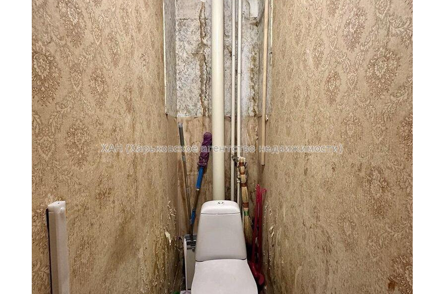 Продам квартиру, Каденюка ул. , 2  ком., 45.60 м², косметический ремонт 