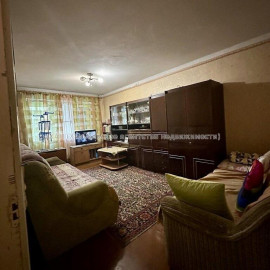 Продам квартиру, Каденюка ул. , 2  ком., 45.60 м², косметический ремонт