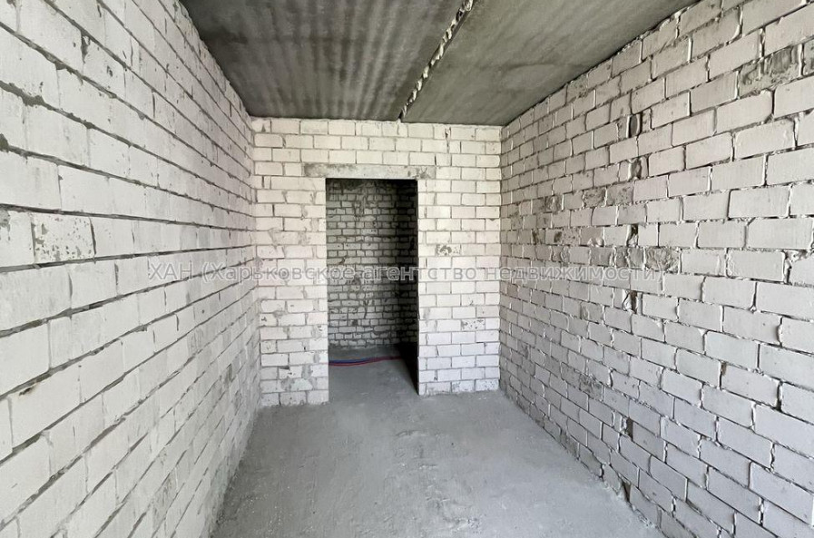 Продам квартиру, Мира ул. , 3  ком., 80.10 м², без внутренних работ 