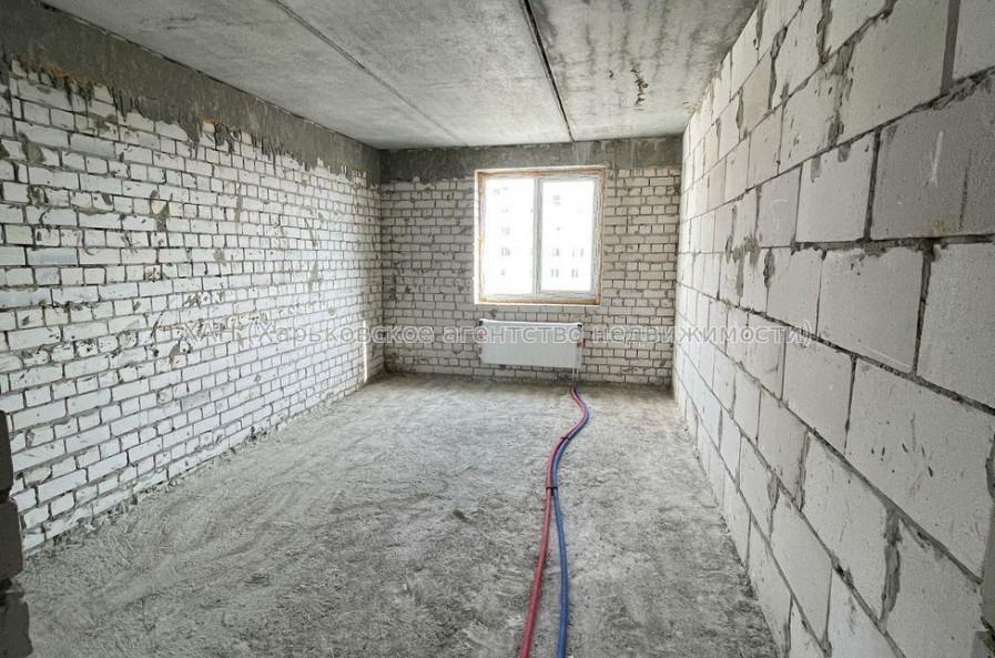Продам квартиру, Мира ул. , 3  ком., 80.10 м², без внутренних работ 