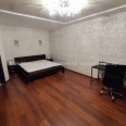 Продам квартиру, Залесская ул. , 2 кім., 60 м², евроремонт 
