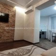 Продам квартиру, Залесская ул. , 2 кім., 60 м², евроремонт 