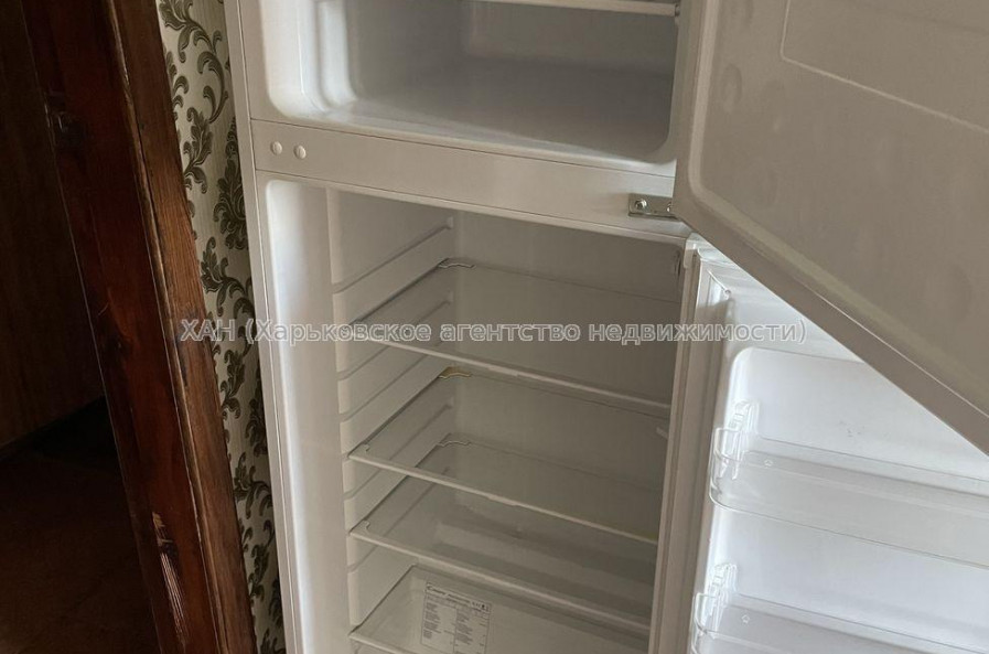 Продам квартиру, 23 Августа ул. , 1  ком., 14.30 м², косметический ремонт 
