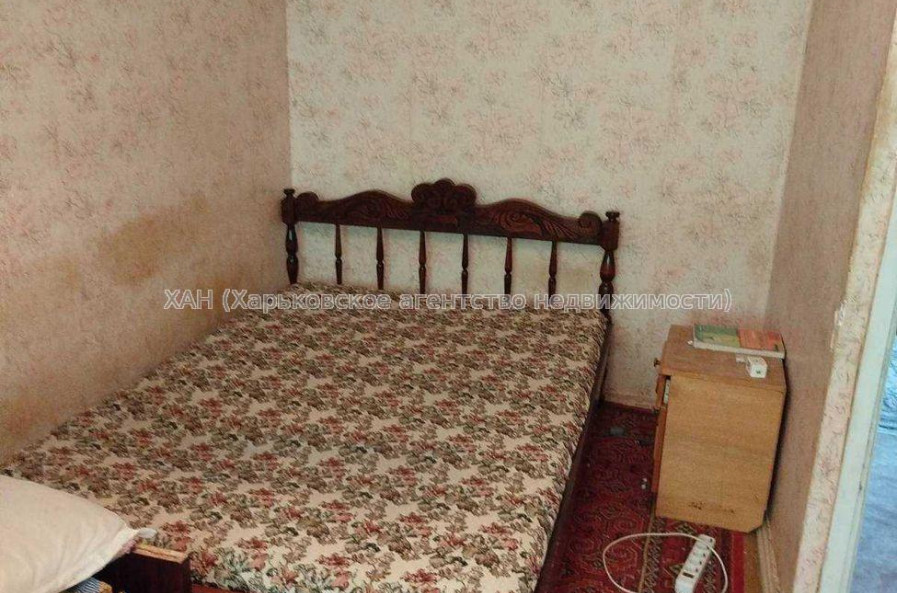 Продам квартиру, Непокоренных ул. , 3  ком., 66 м², советский ремонт 