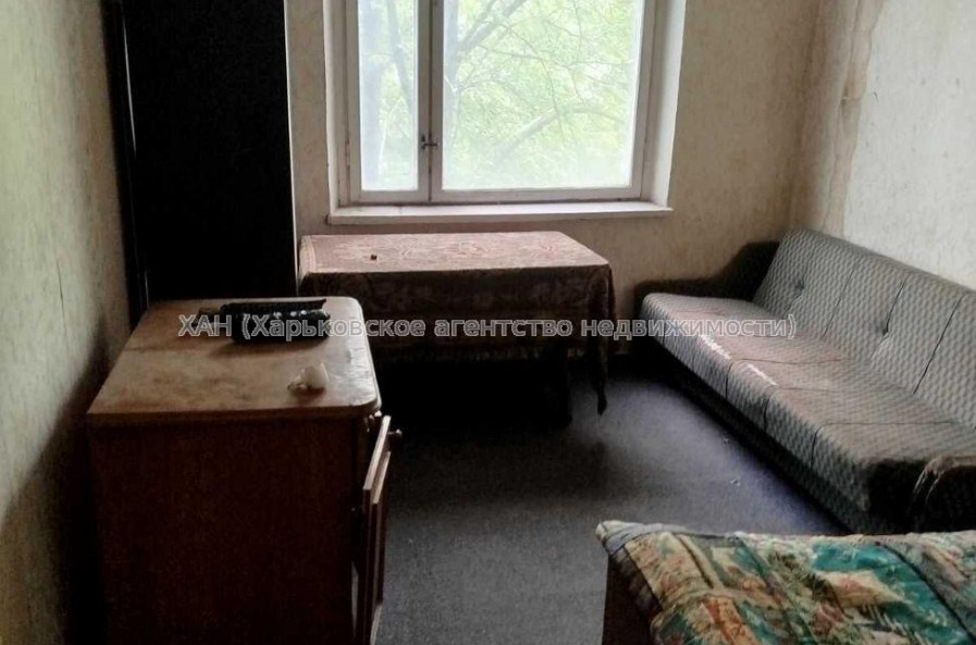 Продам квартиру, Непокоренных ул. , 3  ком., 66 м², советский ремонт 