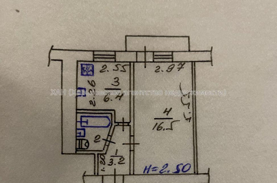 Продам квартиру, Харьковских Дивизий ул. , 1  ком., 29.70 м², частичный ремонт 