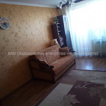 Продам квартиру, Академика Павлова ул. , 1 кім., 33 м², косметический ремонт 