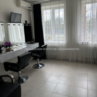 Продам нежилую недвижимость, салон красоты , 1  ком., 18.20 м², евроремонт 