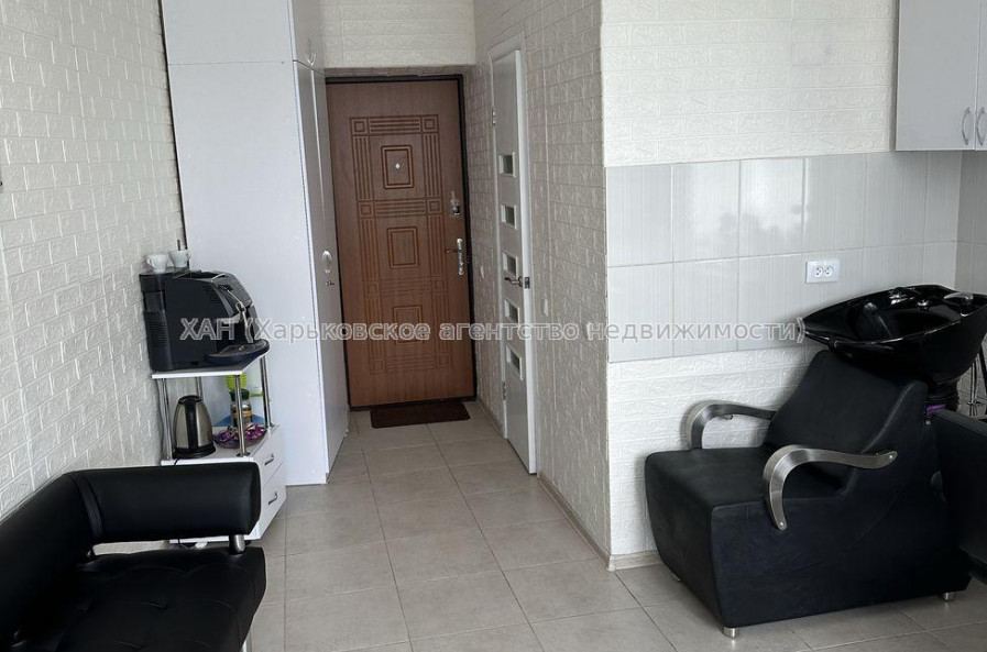 Продам нежилую недвижимость, салон красоты , 1  ком., 18.20 м², евроремонт 