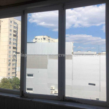 Продам квартиру, Гвардейцев Широнинцев ул. , 1 кім., 37.60 м², капитальный ремонт 