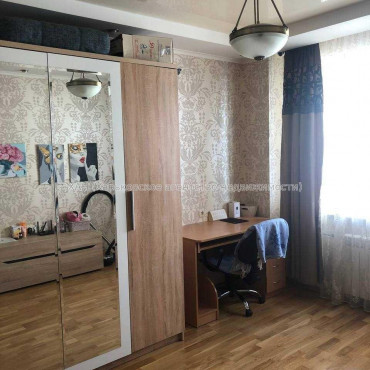 Продам квартиру, Гвардейцев Широнинцев ул. , 1 кім., 37.60 м², капитальный ремонт 
