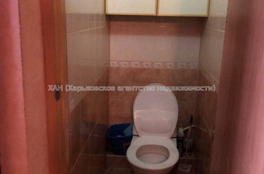 Продам квартиру, Кольцевой проезд , 3  ком., 63.10 м², советский ремонт 