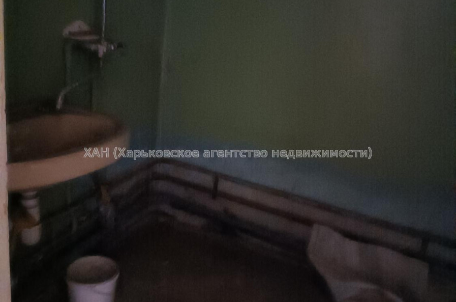 Продам нежитлову нерухомість, офис в многоквартирном доме , 1 кім., 33.60 м², без ремонта 