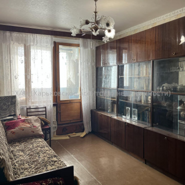 Продам квартиру, Гвардейцев Широнинцев ул. , 26 , 2  ком., 45 м², без ремонта 