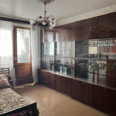 Продам квартиру, Гвардейцев Широнинцев ул. , 26 , 2  ком., 45 м², без ремонта 