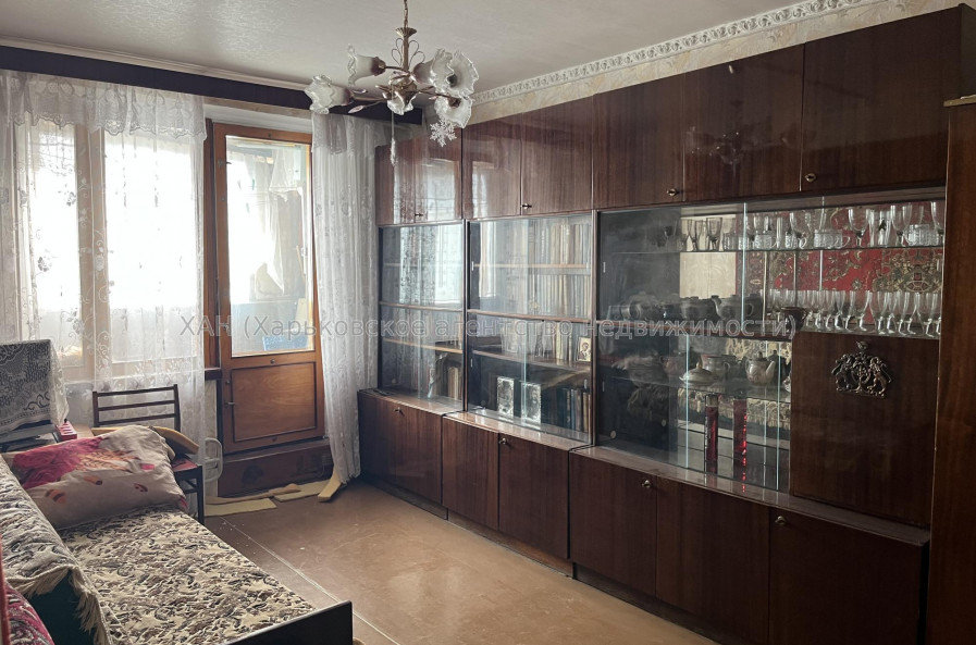 Продам квартиру, Гвардейцев Широнинцев ул. , 26 , 2 кім., 45 м², без ремонта 