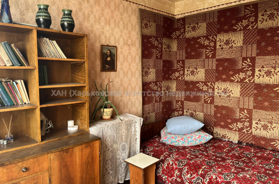Продам квартиру, Гвардейцев Широнинцев ул. , 26 , 2 кім., 45 м², без ремонта 