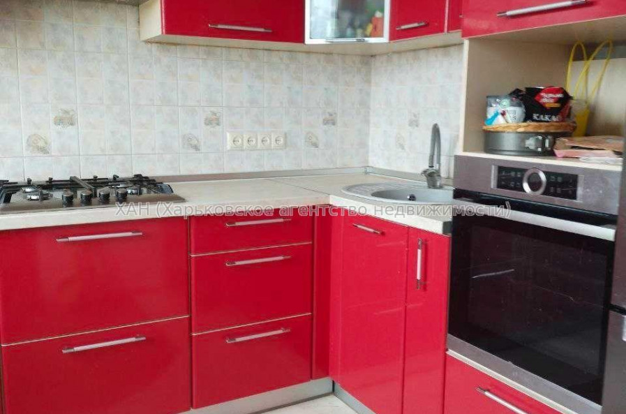 Продам квартиру, 3 кім., 65.40 м², капитальный ремонт 