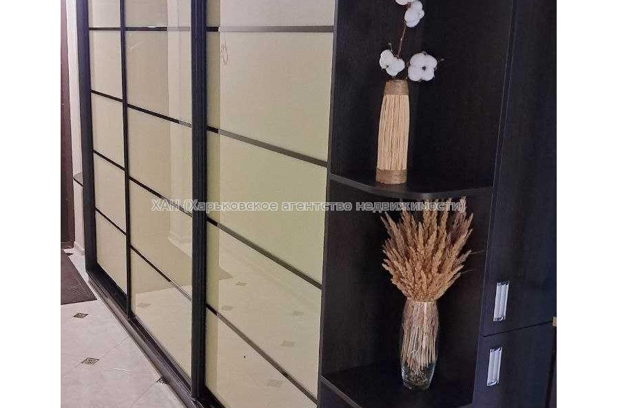Продам квартиру, Дача 55 ул. , 1 кім., 45 м², евроремонт 