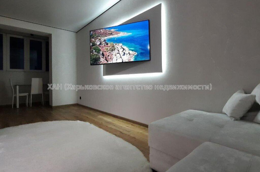 Продам квартиру, Непокоренных ул. , 1  ком., 45 м², евроремонт 