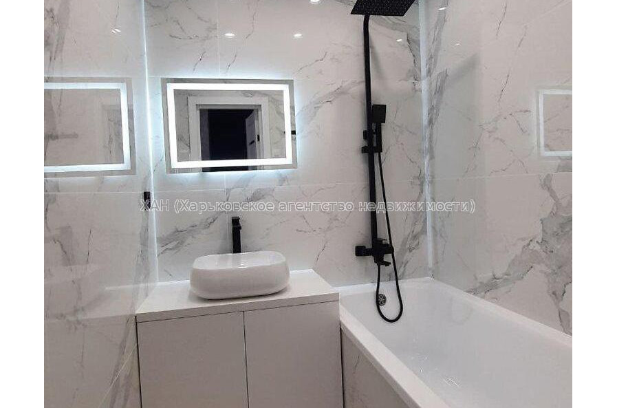 Продам квартиру, Непокоренных ул. , 1  ком., 45 м², евроремонт 