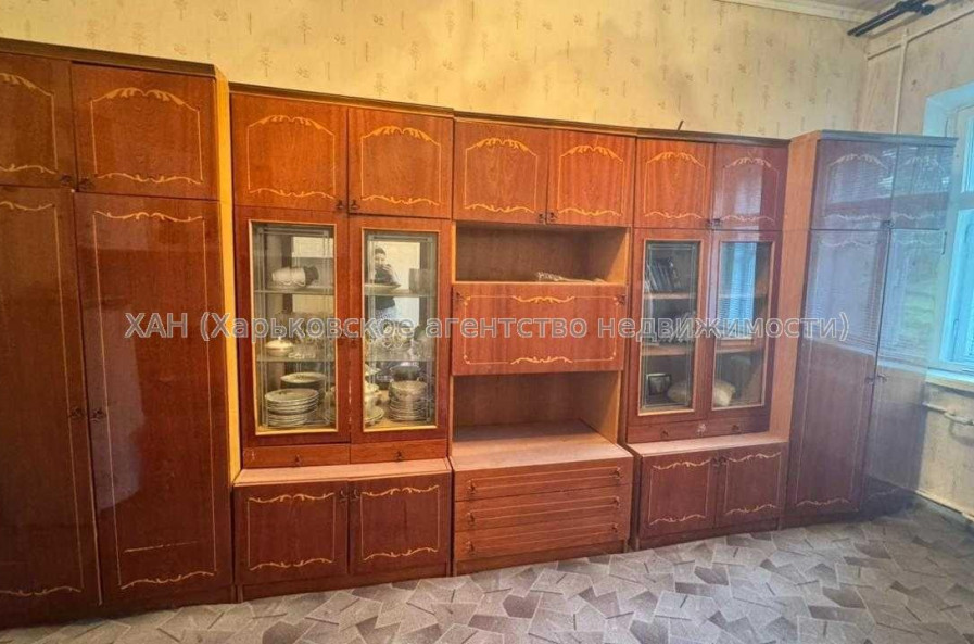 Продам квартиру, Михаила Семенко ул. , 1  ком., 51.50 м², капитальный ремонт 