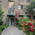Продам квартиру, Михаила Семенко ул. , 1  ком., 51.50 м², капитальный ремонт 