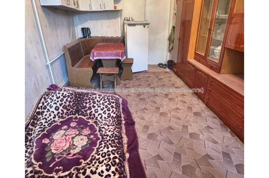 Продам квартиру, Михаила Семенко ул. , 1  ком., 51.50 м², капитальный ремонт 
