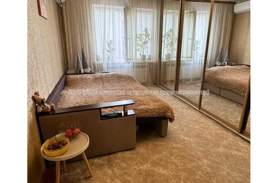 Продам квартиру, Монюшко ул. , 1 кім., 51.50 м², капитальный ремонт 