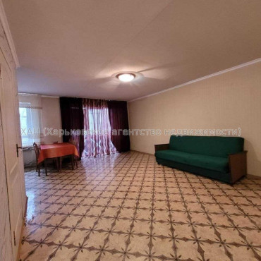 Продам квартиру, Зерновая ул. , 1  ком., 32 м², косметический ремонт 