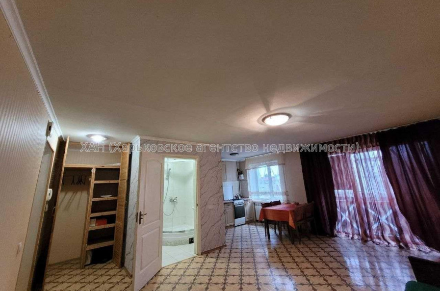 Продам квартиру, Зерновая ул. , 1  ком., 32 м², косметический ремонт 