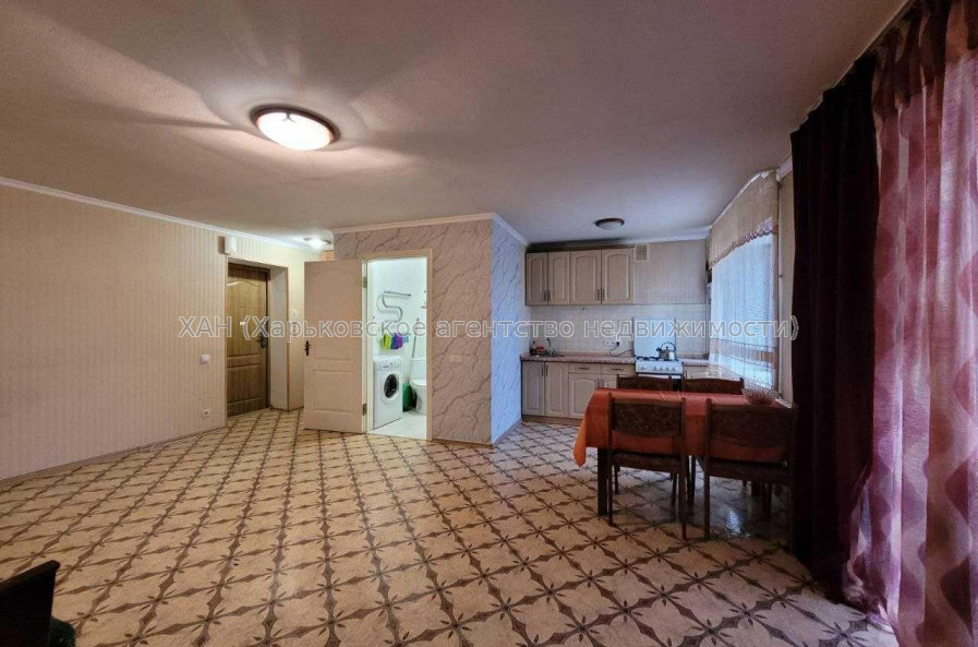 Продам квартиру, Зерновая ул. , 1  ком., 32 м², косметический ремонт 