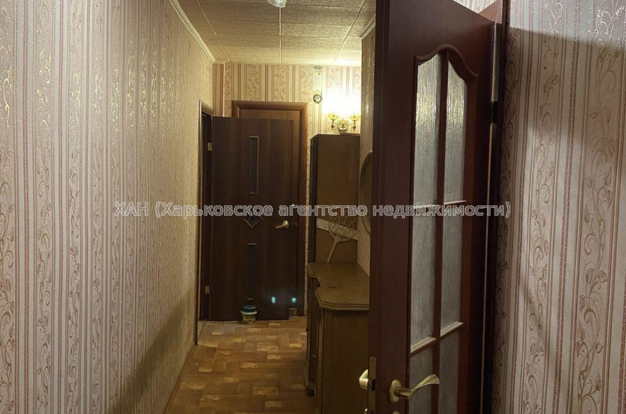 Продам квартиру, Юбилейный просп. , 61 , 3  ком., 67 м², косметический ремонт 