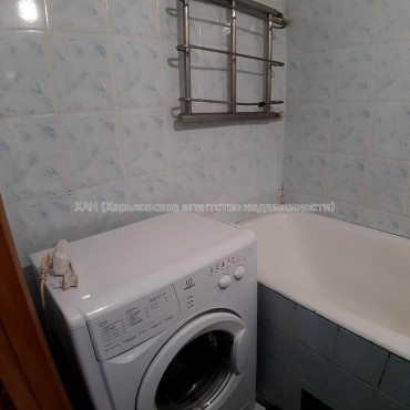 Продам квартиру, Гвардейцев Широнинцев ул. , 1 кім., 39 м², косметический ремонт 