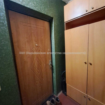 Продам квартиру, Гвардейцев Широнинцев ул. , 1 кім., 39 м², косметический ремонт 