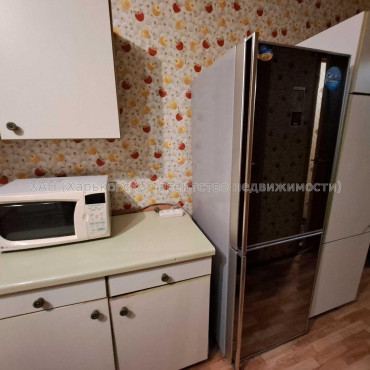 Продам квартиру, Гвардейцев Широнинцев ул. , 1 кім., 39 м², косметический ремонт 