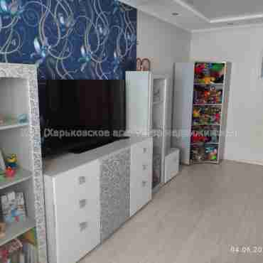 Продам квартиру, Людвига Свободы просп. , 2  ком., 45 м², капитальный ремонт 
