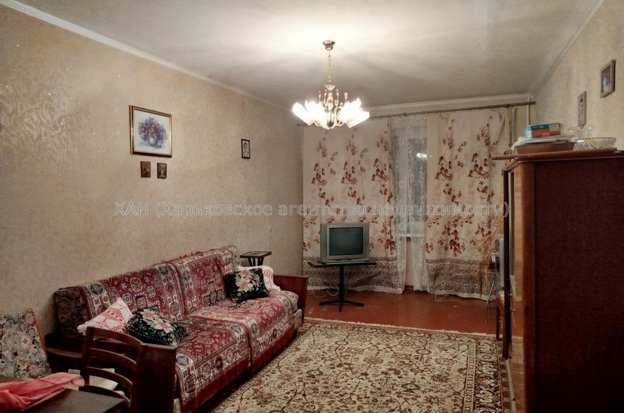 Продам квартиру, Зерновая ул. , 2  ком., 45 м², косметический ремонт 