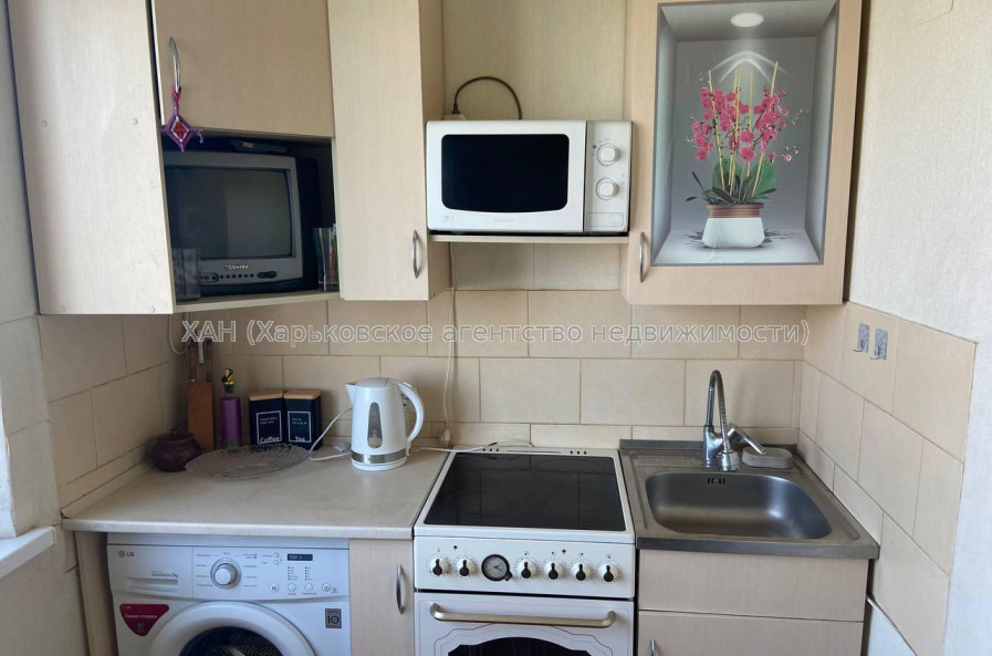 Продам квартиру, Ильинская ул. , 1  ком., 32.90 м², косметический ремонт 
