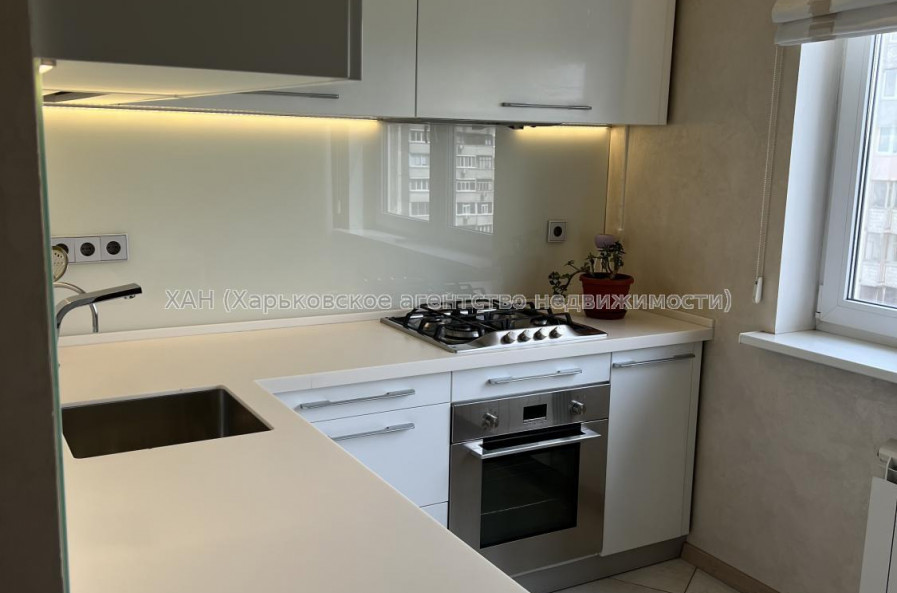 Сдам квартиру, Клочковская ул. , 154А , 3  ком., 69 м², капитальный ремонт 