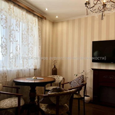 Продам квартиру, Петра Григоренко пр-т , 14 , 3  ком., 57 м², капитальный ремонт 