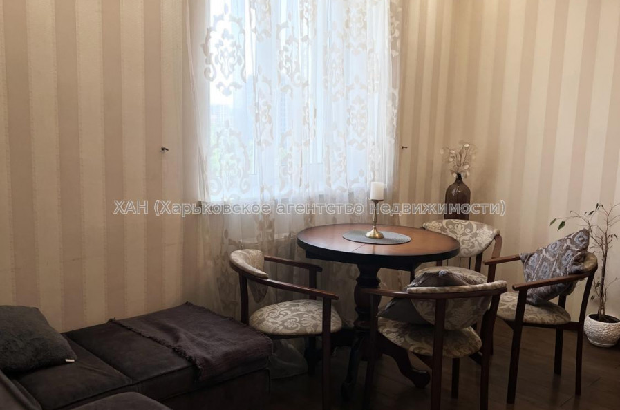 Продам квартиру, Петра Григоренко пр-т , 14 , 3  ком., 57 м², капитальный ремонт 