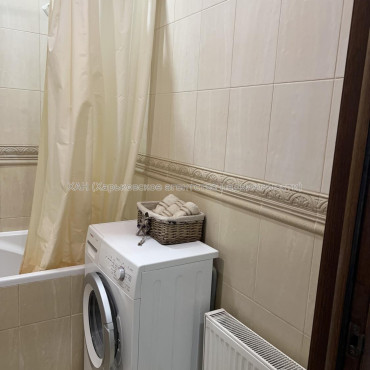 Продам квартиру, Петра Григоренко пр-т , 14 , 3  ком., 57 м², капитальный ремонт 