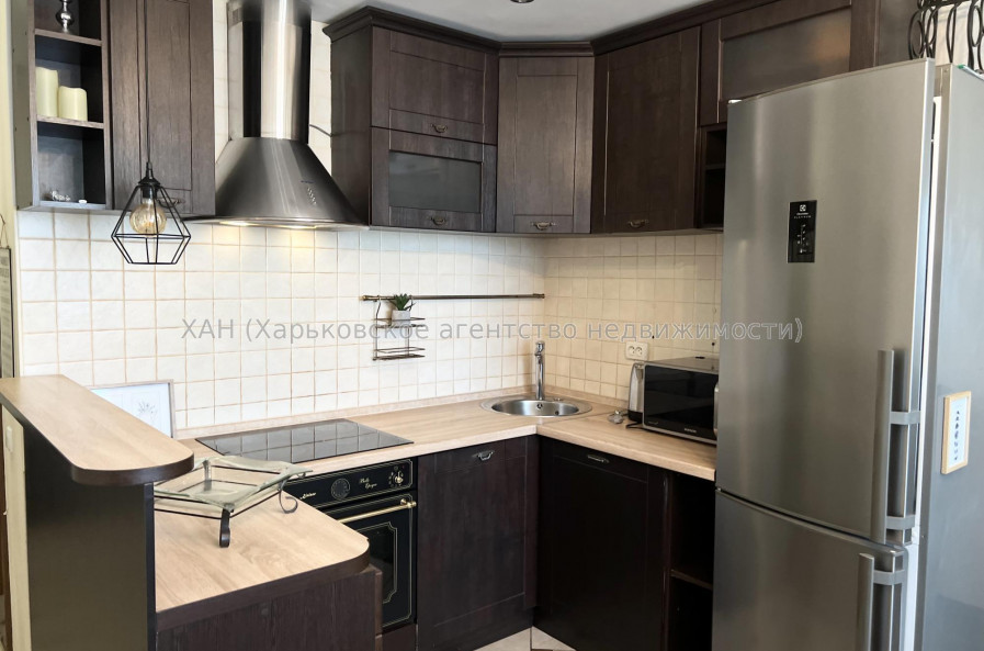 Продам квартиру, Петра Григоренко пр-т , 14 , 3  ком., 57 м², капитальный ремонт 